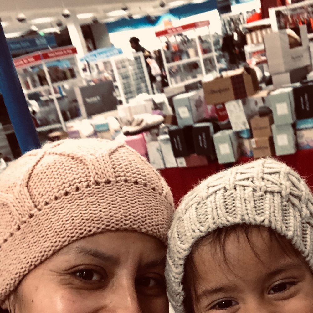 Meet your Posher, Simona